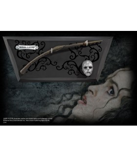 Bellatrix Lestrange's wand with wood exhibitor - Harry Potter
